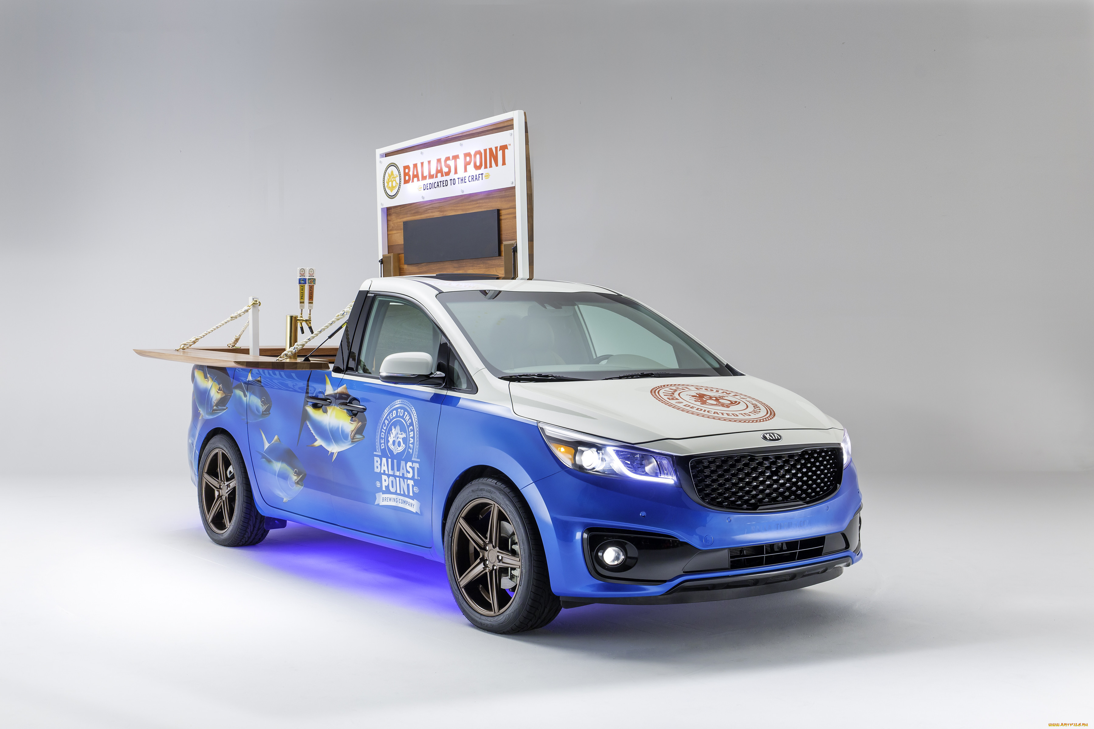 , custom van`s, kia